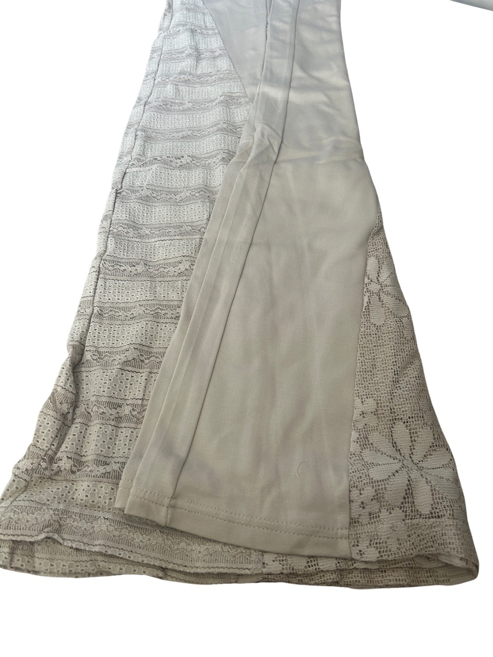 Wide-Leg Lace Insert Pants - Picture 14 of 14